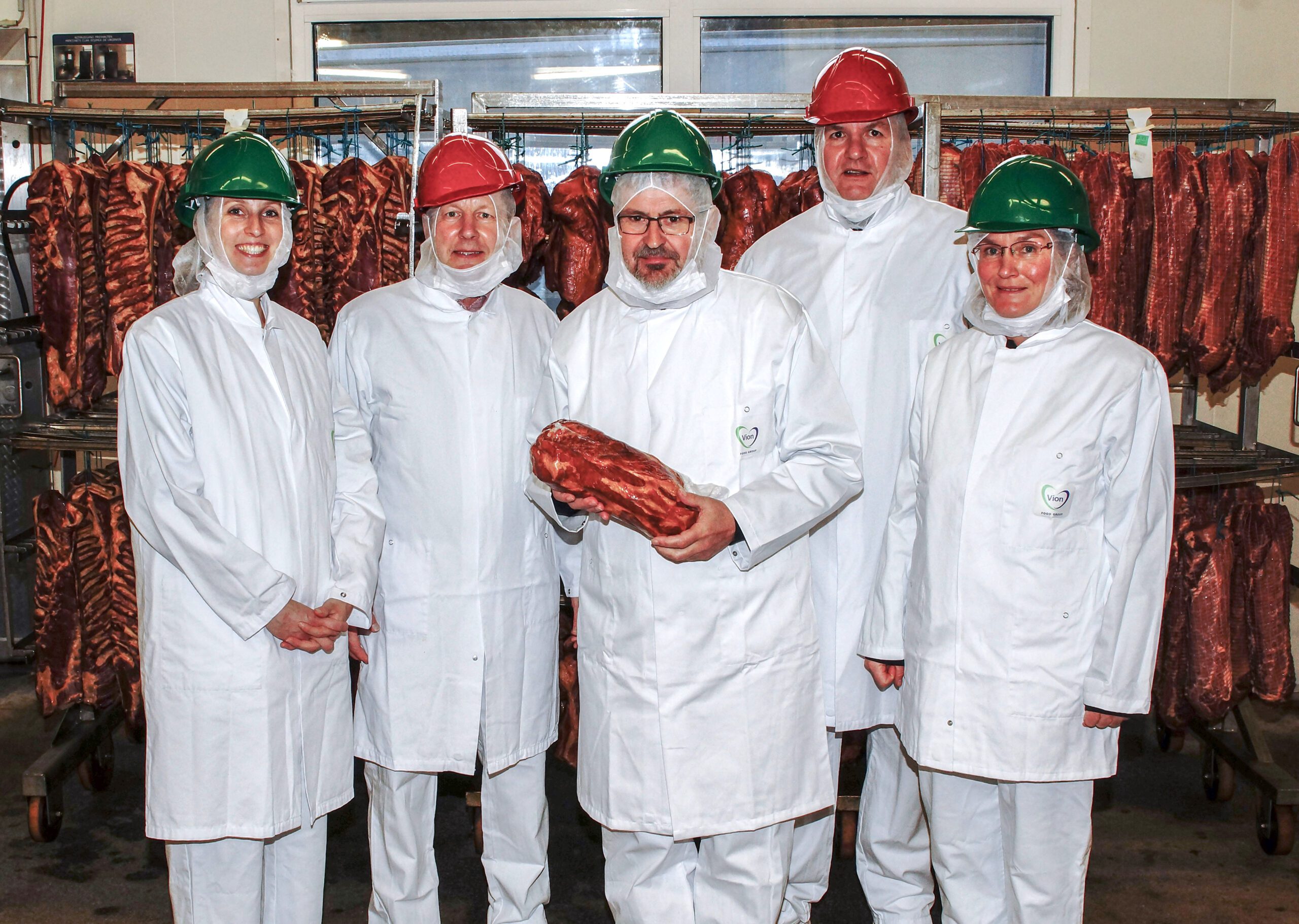 Brandenburg’s Minister of Agriculture Axel Vogel visits Vion-Perleberg – state government supports regional meat supply approach